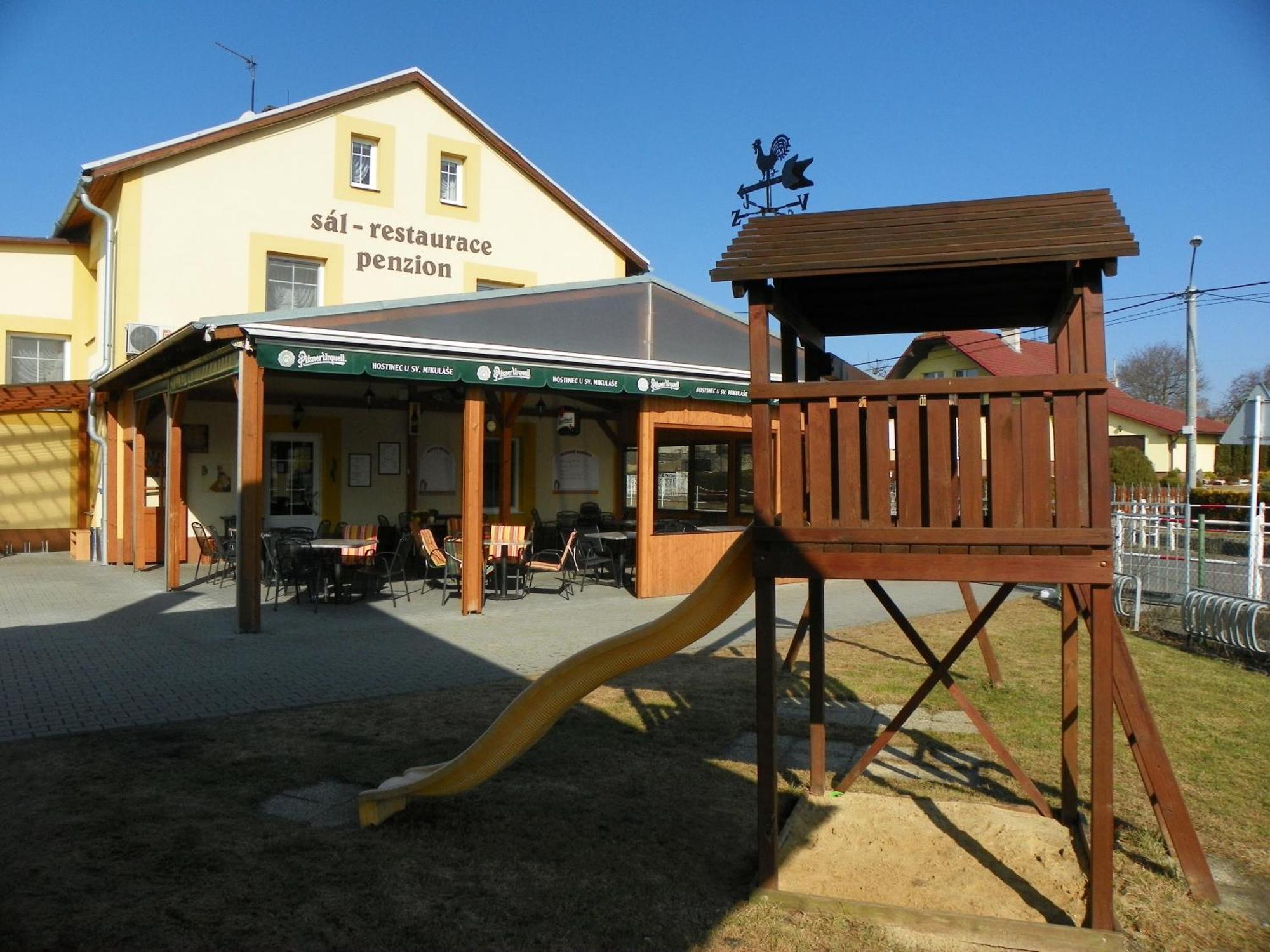 Hostinec A Penzion U Sv. Mikulase Hať Zewnętrze zdjęcie